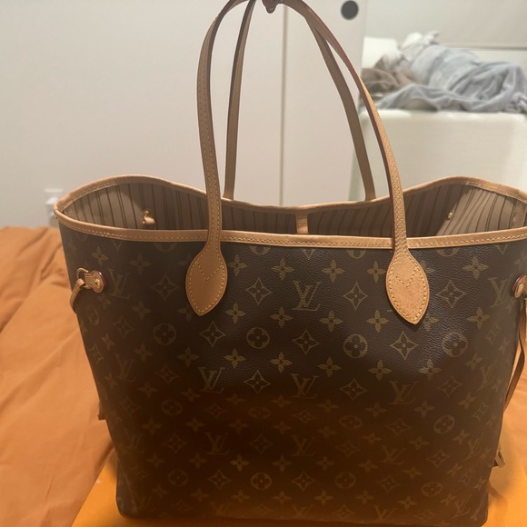 LV Neverfull GM Monogram Bag - Picture 5 of 14